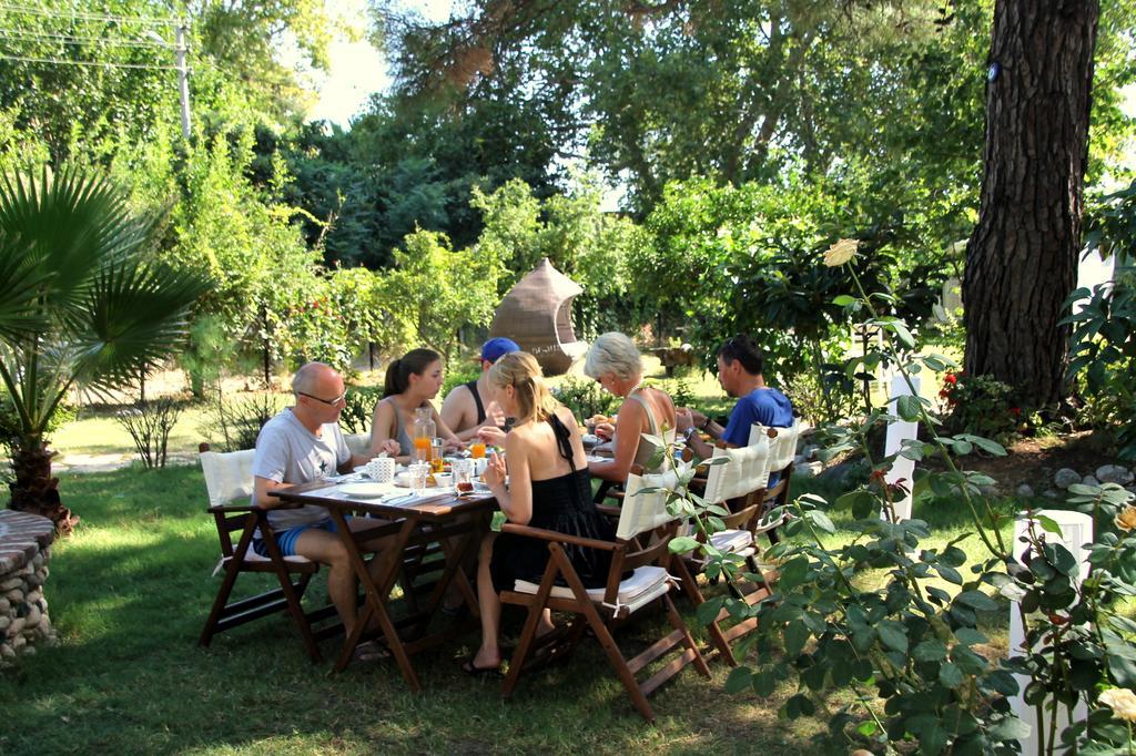 Defne Pension Cirali Exterior foto
